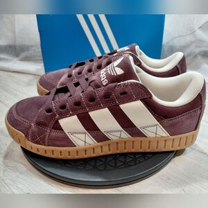 NEW Adidas Mens LWST Skate Shoe Aurora Ruby & Cream Gum Sole SIZE MENS 10.5